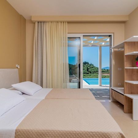Spartakos Luxury Villa 2 Koukounariá Exteriör bild